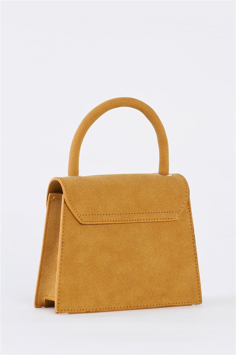 Bolso de inspiración vintage con cierre de gemas