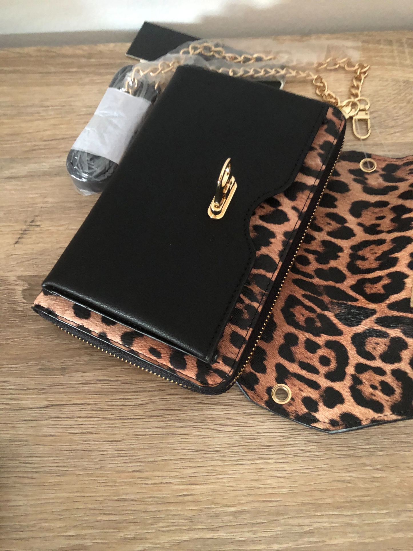 Animal Print Crossbody Clutch Wallet